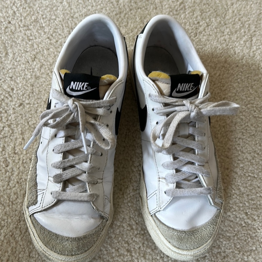 Nike Blazer low top sneakers